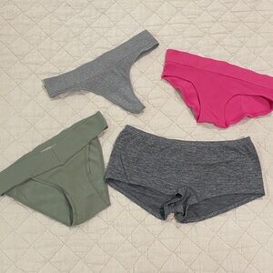 Women’s Assorted Color Bottoms Set
